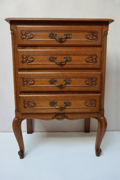 Vintage Queen-Ann-eiken-ladekastje-commode-dressoir-nachtkastje-badkamerkast-Louis-XV